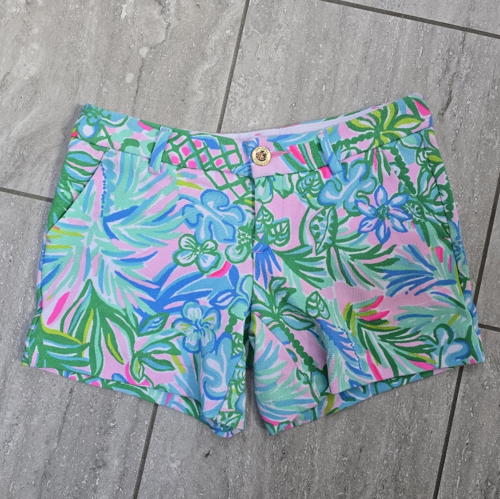 Lilly Pulitzer Shorts Tropical Print Pink, Green, Blue, Size 0